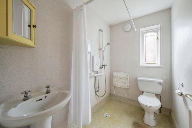 3 bed Semi-Detached for sale Image 10