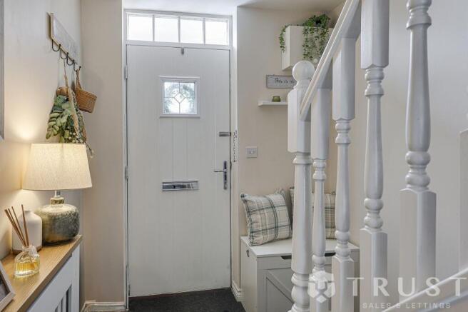 3 bed Terraced for sale Image 4