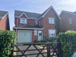 29, Camelot Way, Gillingham SP8 4SY