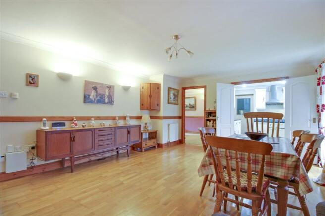 Dining & Family Room