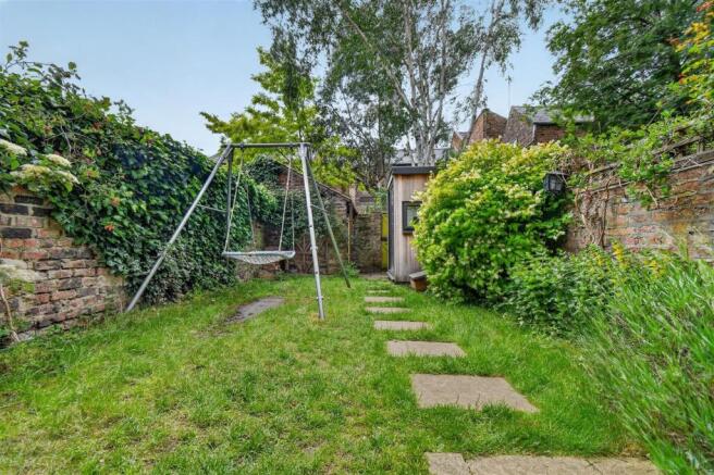 4 bed Terraced for sale Image 7