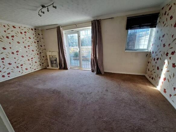 Kirkstall Close, West Hampden Park, Eastbourne, East Sussex, BN22 photo 4