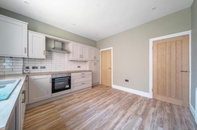3 bed End of Terrace for sale Image 4