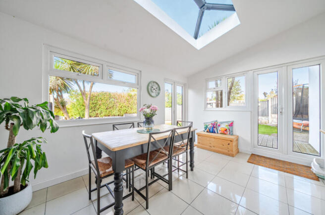 1363028-22-68e3aa...