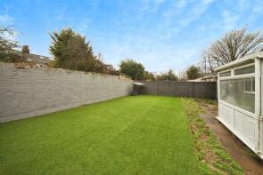8, Linden Close, Dunstable LU5 4PF
