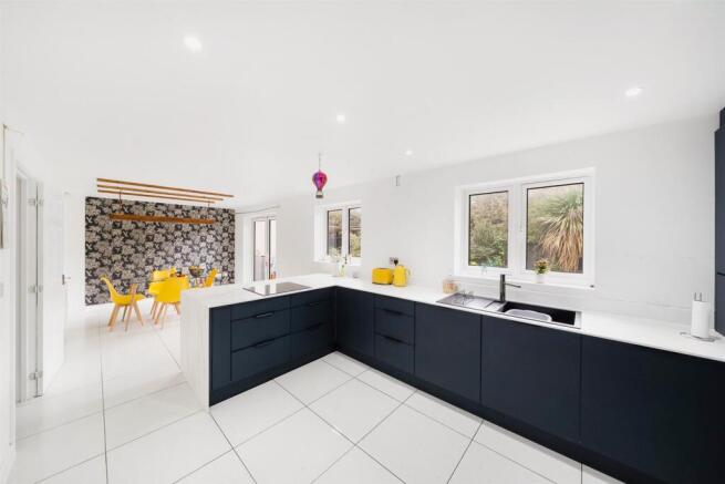 Kitchen/Dining/Family