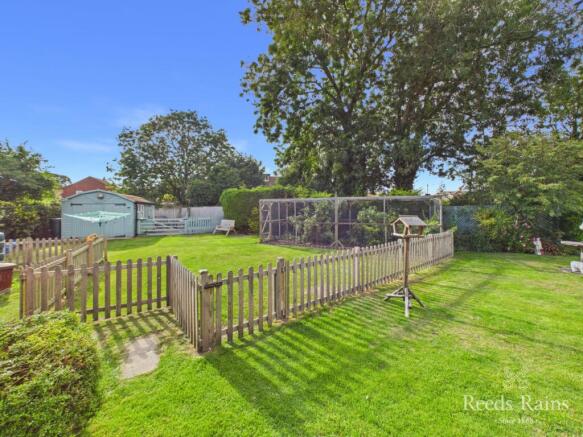 2 bed Semi-Detached for sale Image 7