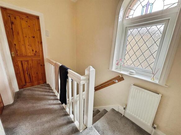 2 bed Semi-Detached for sale Image 12