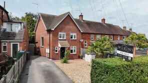 64a, Beacon Road, Burton-on-trent DE13 9EG