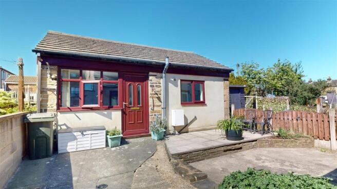 ONE BEDROOM ANNEXE
