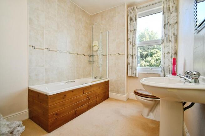 2 bed Terraced for sale Image 9
