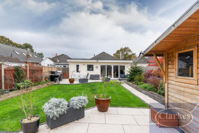 FC_062_116_HILL VIEW RD_009