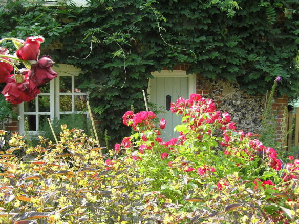 Photo 9