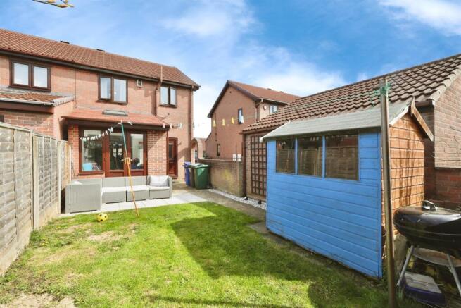 3 bed Semi-Detached for sale Image 4
