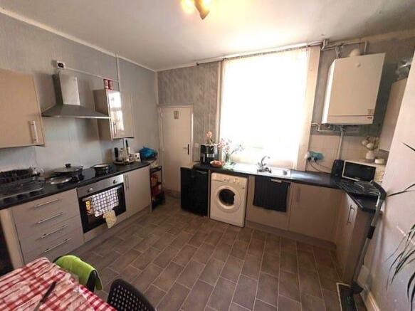 2 bed Terraced for sale Image 4