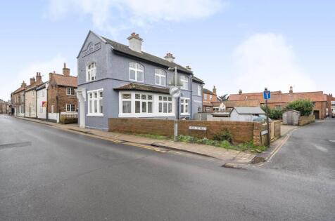 High Street, Cawood,