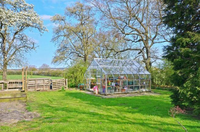 Workshop/Outbuildings