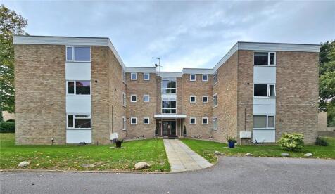 Earlsdon Way, Highcliffe, Christchurch, Dorset, BH23