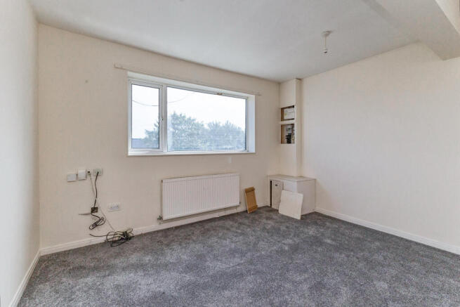 2 bed Flat for sale Image 9