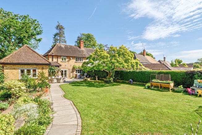 Garden/Rear