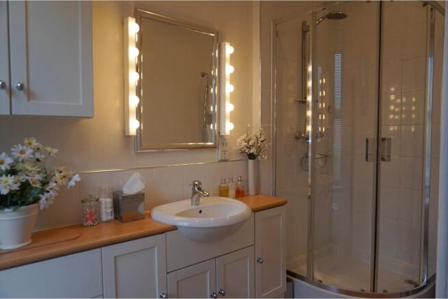 Master En-suite