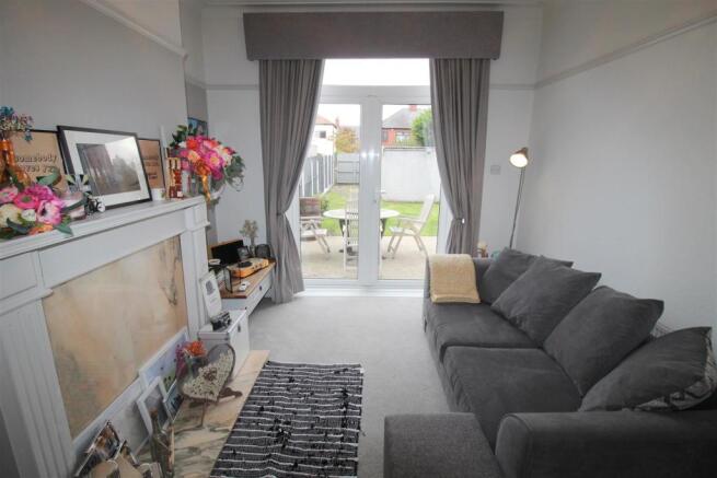 Cudworth Road, 26, recep 2 (2).JPG