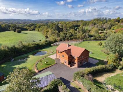 Station Road, Hurst Green, Etchingham, East Sussex, TN19
