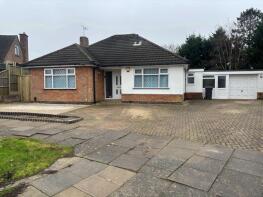 27, Oakside Crescent, Leicester LE5 6SL