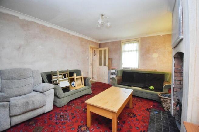 Living Room (2)