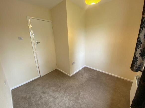 SMALL BEDROOM 1.jpg