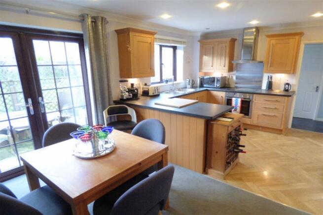 Kitchen b