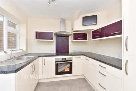 Oriole Way, Larkfield, Aylesford, Kent