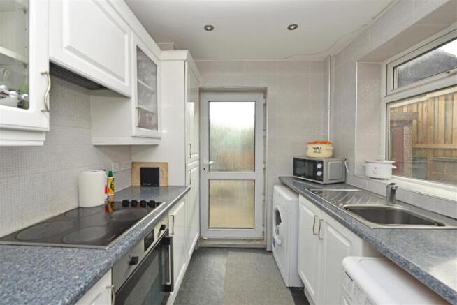Fitted Kitchen: