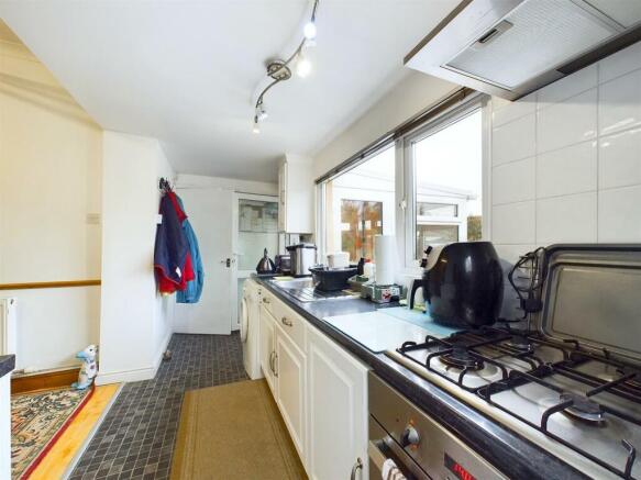 Kitchen/Dining room