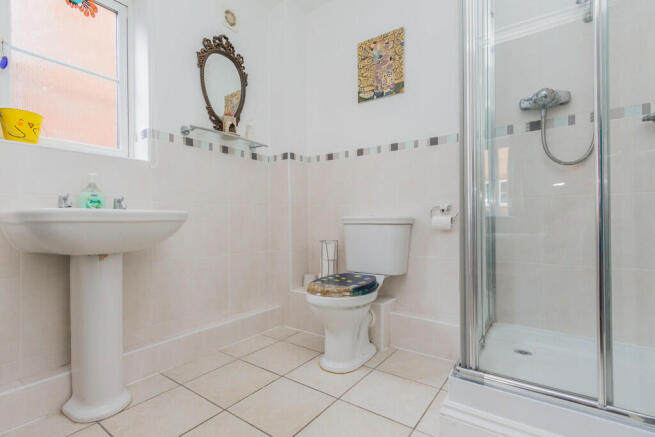 En Suite Shower R...