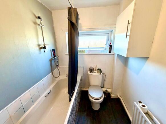 2 bed Terraced for sale Image 8