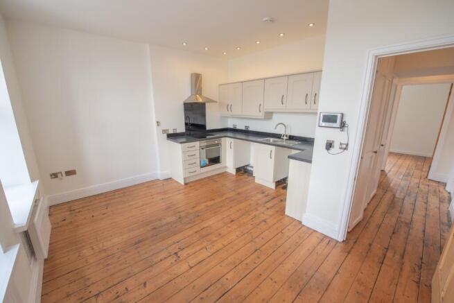 2 bed Apartment for sale Image 3