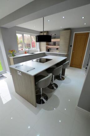 Kitchen .jpg
