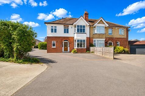Wendover Way, Tilehurst, Reading, Berkshire, RG30