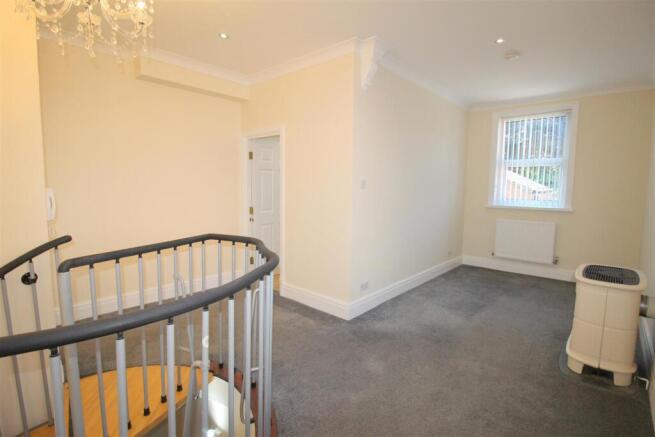 Ansdell Road South, 9, Flat 2 - Lounge 2.JPG