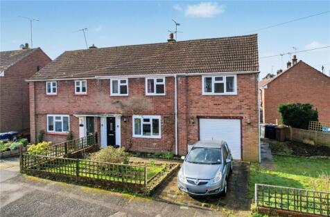 Ryle Road, Farnham, Surrey, GU9