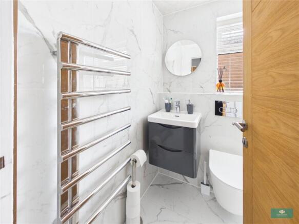 3 bed Semi-Detached for sale Image 9