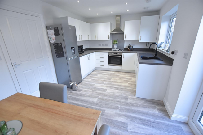 KITCHEN DINING ROOM