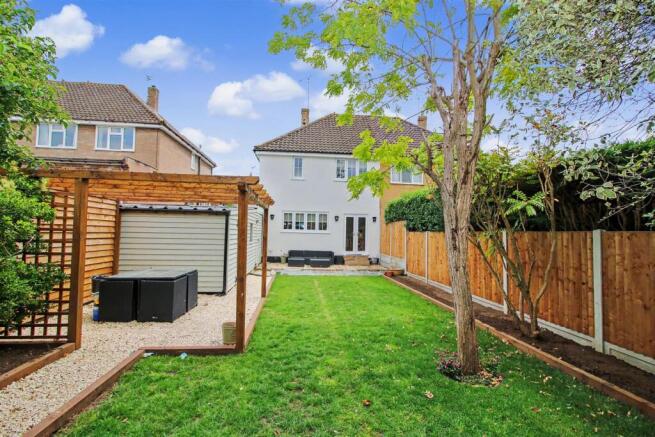 Raven Crescent, Billericay photo 4