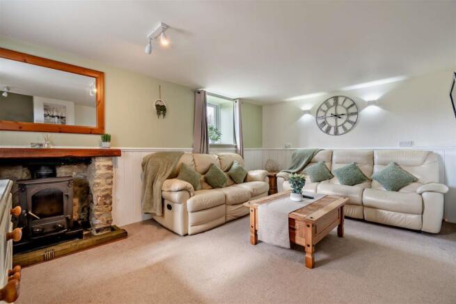 House for sale Image 8