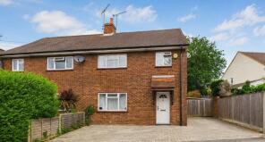 11, Larchfield Road, Maidenhead SL6 2RZ