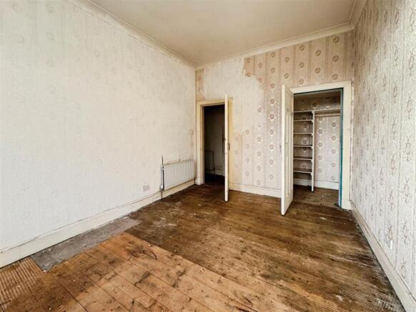 Whitecrook Street, Clydebank photo 4