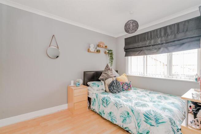 Wheatlands Close, Cannock, WS12 3XL-23.jpg