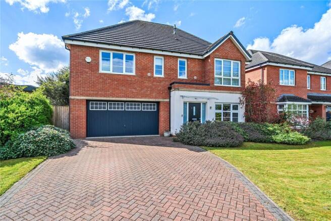 5 bed Detached for sale Image 12