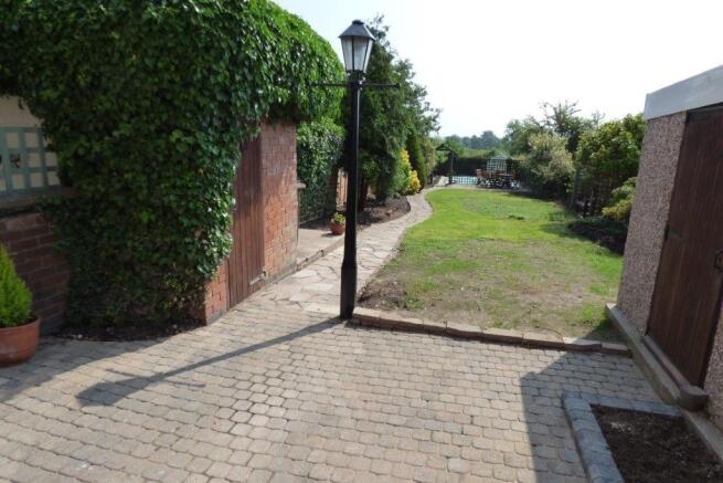 Photo 14